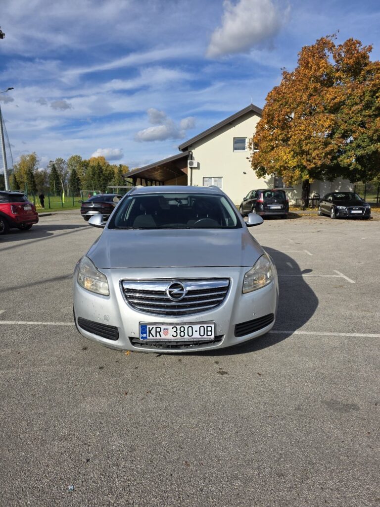 Opel Insignia Karavan 2.0 CDTI – vanjski i unutarnji izgled vozila