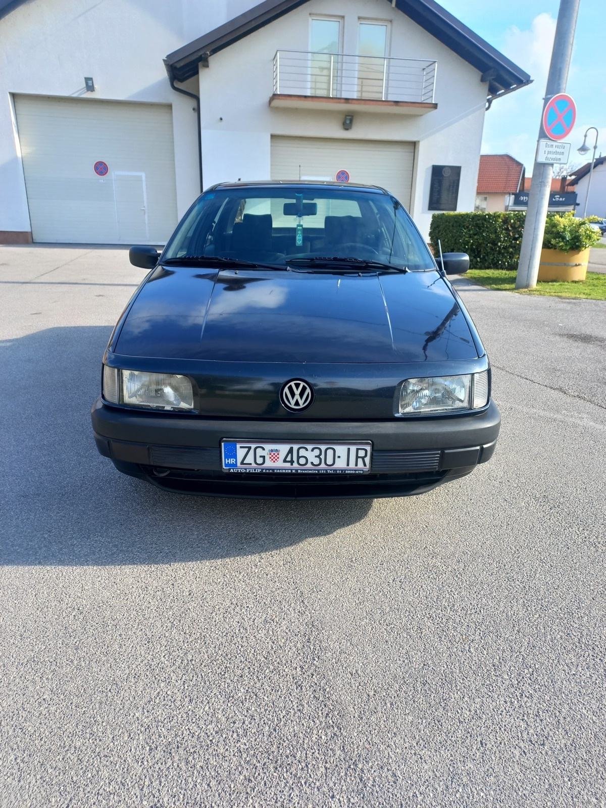 VW Passat CL